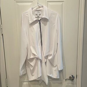Joseph Ribkoff White athletic jacket